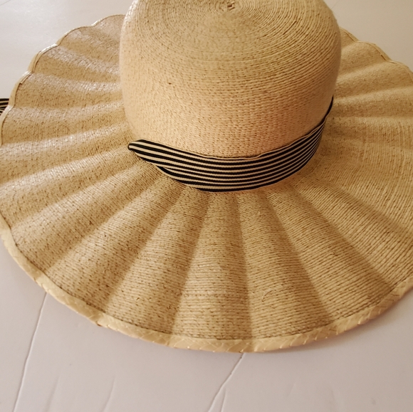 De La Fuente Sispara Handwoven Hat - Picture 8 of 10